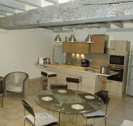 Charme Et Confort Blois Centre Apartment Exterior photo