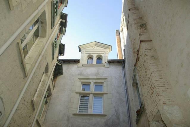 Charme Et Confort Blois Centre Apartment Exterior photo